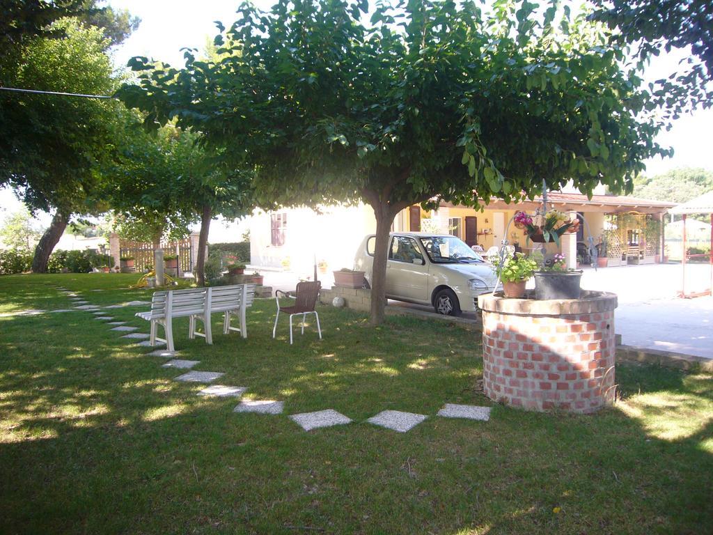 Agriturismo Al Rifugio Divino Belvedere Ostrense 외부 사진