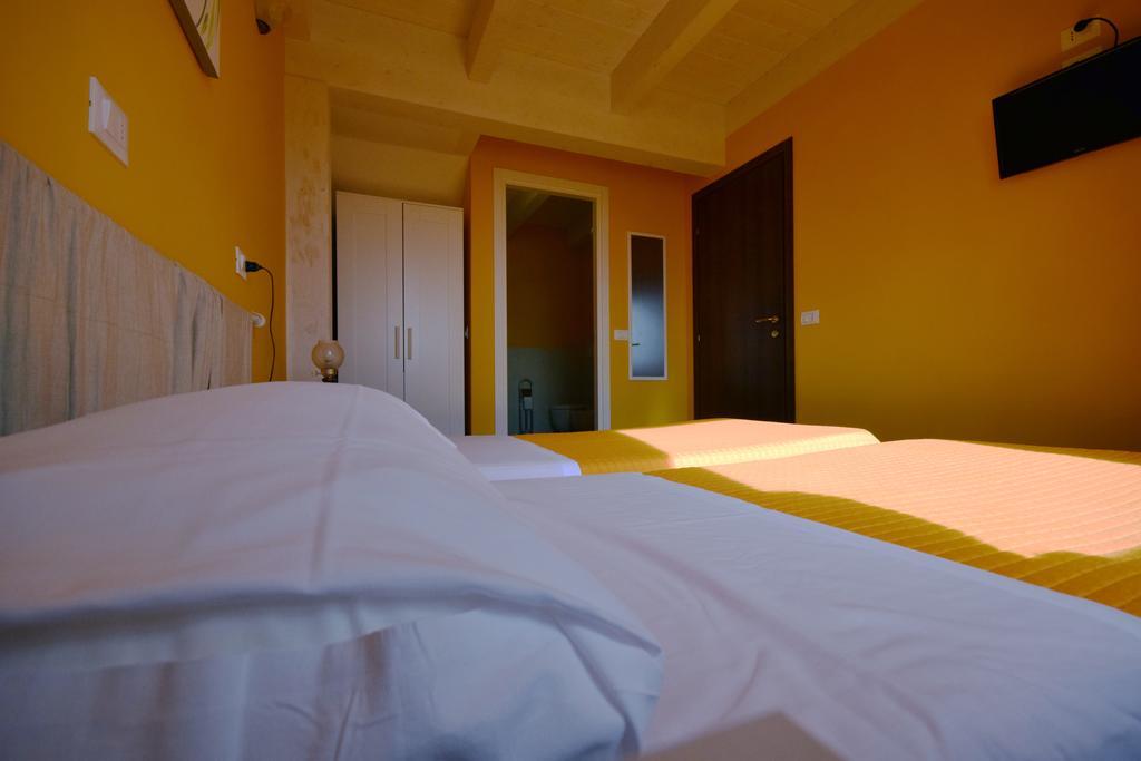 Agriturismo Al Rifugio Divino Belvedere Ostrense 외부 사진